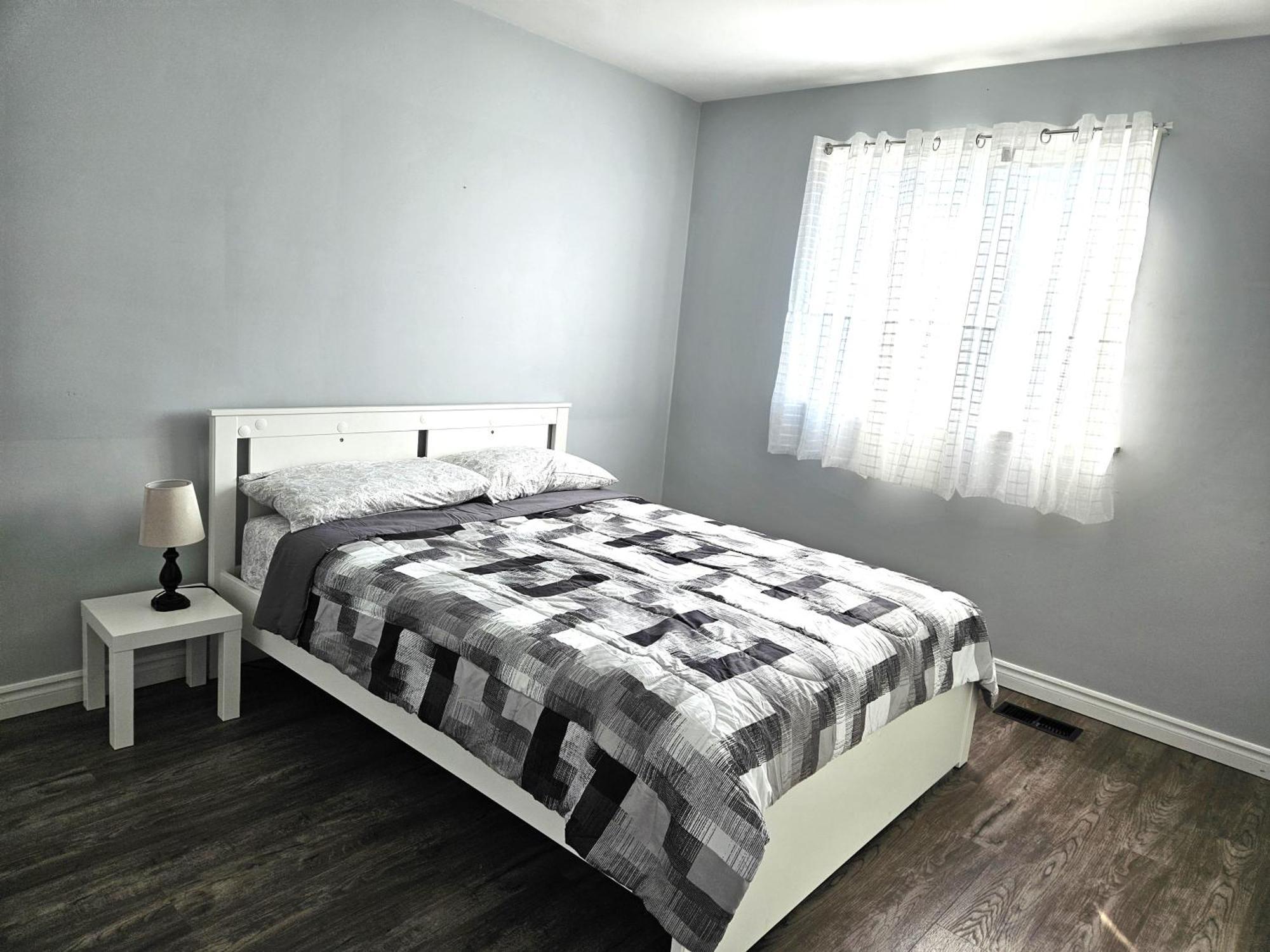 Modern Quiet Home By The Airport Mississauga Esterno foto