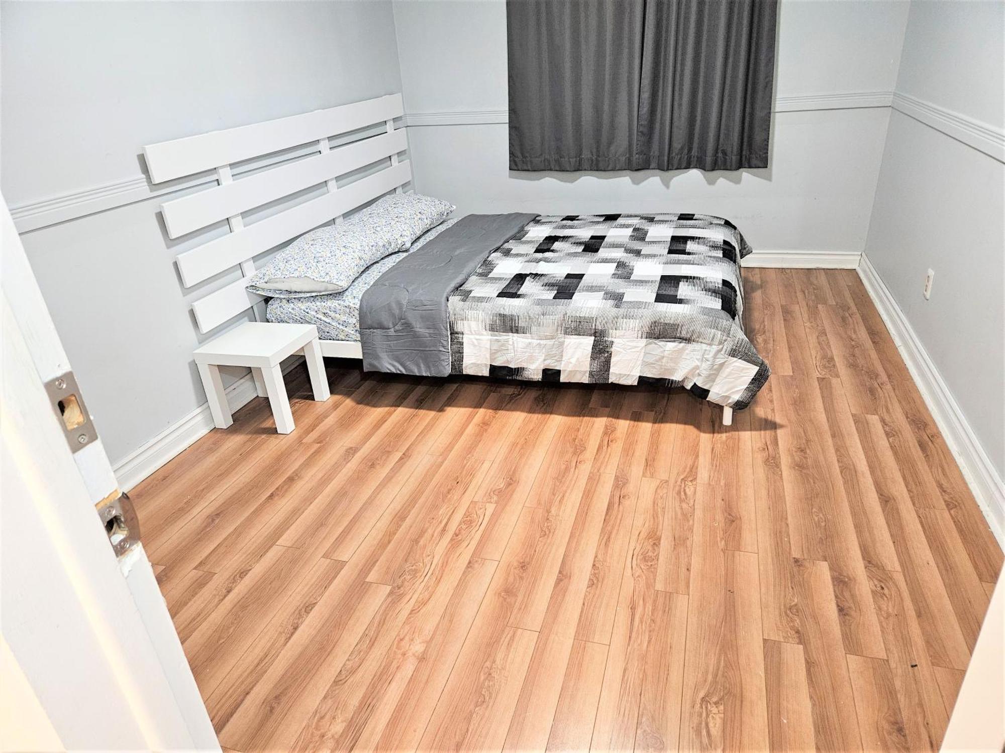Modern Quiet Home By The Airport Mississauga Esterno foto